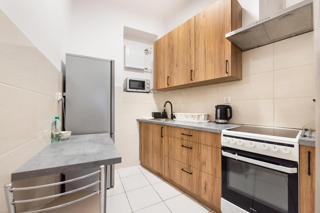 Old Town 5-Bedroom Apartment Варшава Экстерьер фото