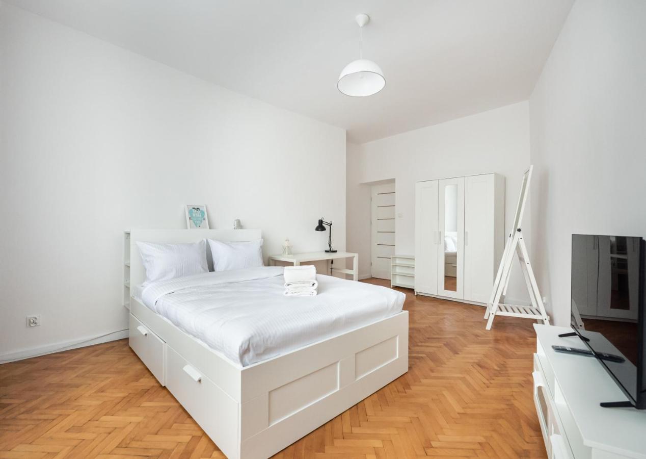 Old Town 5-Bedroom Apartment Варшава Экстерьер фото